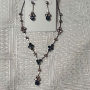 Necklace and earrings set
